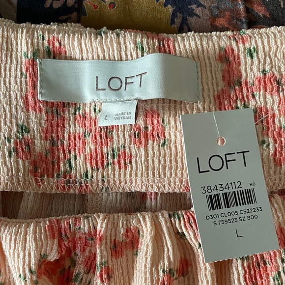 LOFT Pink Floral Puff Sleeve Blouse - Picture 2 of 4